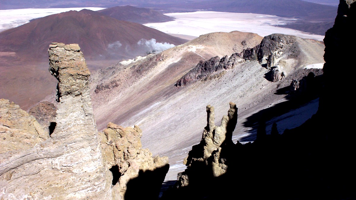 Uturuncu – Boliviens schlafender Riese mit geheimnisvollem Innenleben