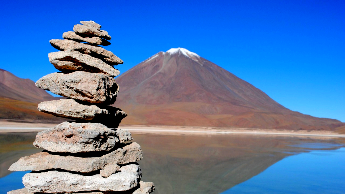 Gipfel und Berge Boliviens - Erlebe die majestätische Schönheit der Anden und entdecke unvergessliche Abenteuer in Boliviens atemberaubender Bergwelt.